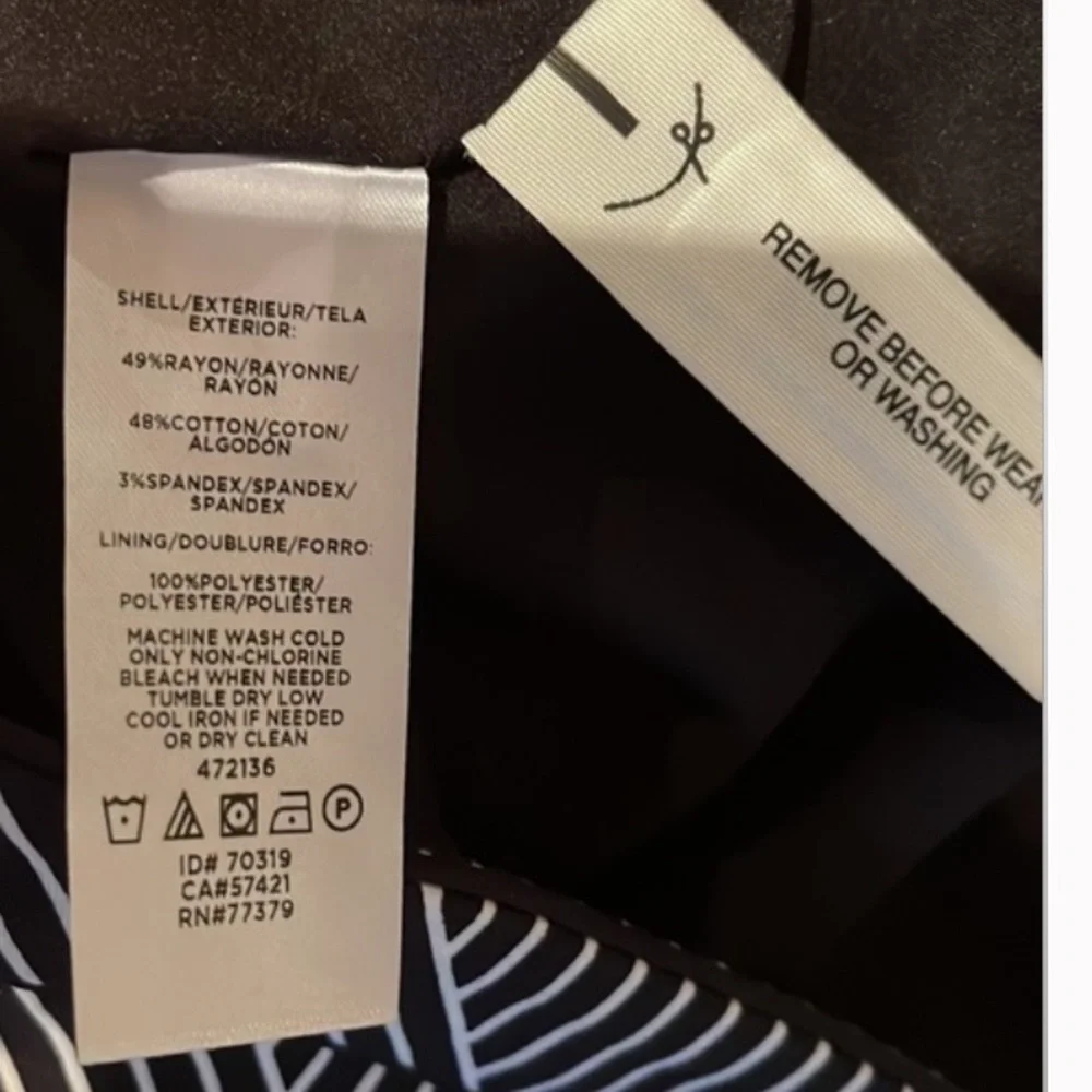 ❤️❤️ Ann Taylor Black white geometric midi skirt Ann Taylor ❤️❤️beautiful